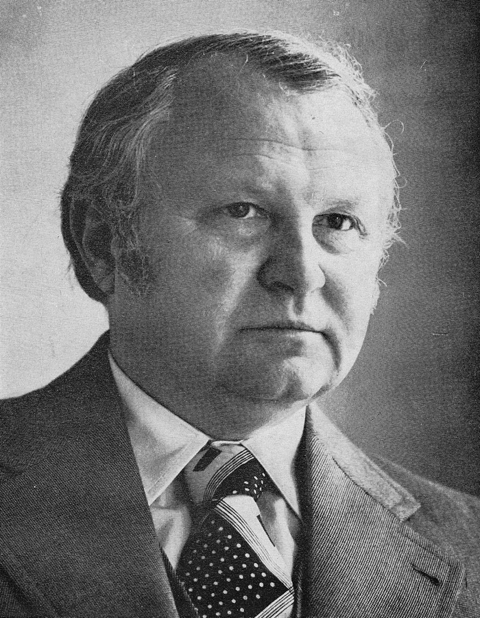 Stjepko Humel (1920 – 2009.) povjesničar umjetnosti