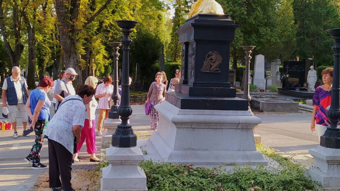 Glazbena šetnja Mirogojem